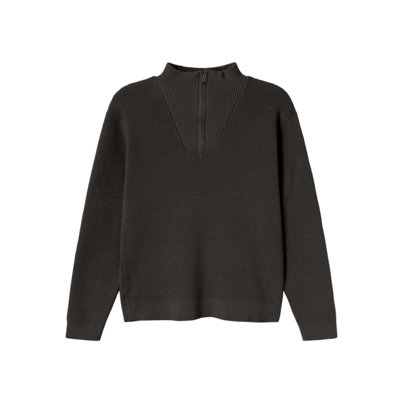 Striktrøje Nesolle Black - Perfekt til efteråret!