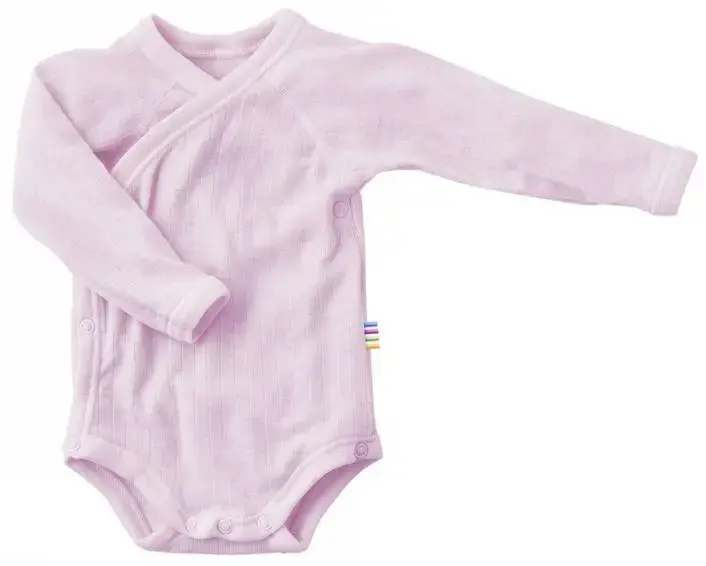 Sød rosa uldbody med trykknap og sidelukning fra Joha