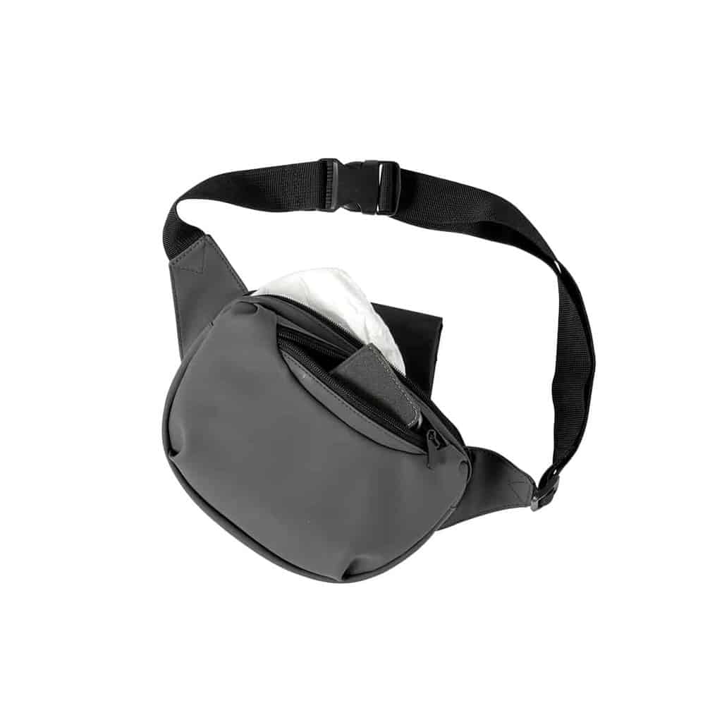 On The Go Mini Taske Med Pusleunderlag   Grå fra Baby Dan