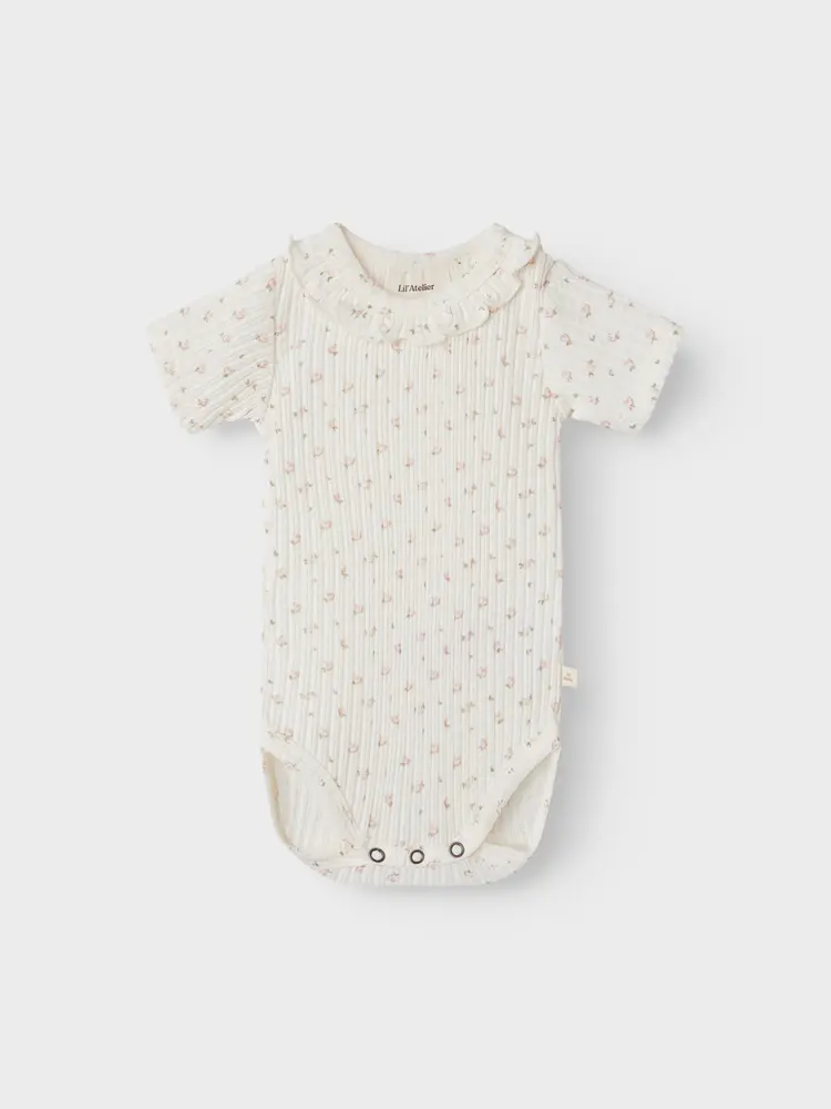 Lil' Atelier Hulla Hua Kortærmet Slim Body - Coconut Milk - 74